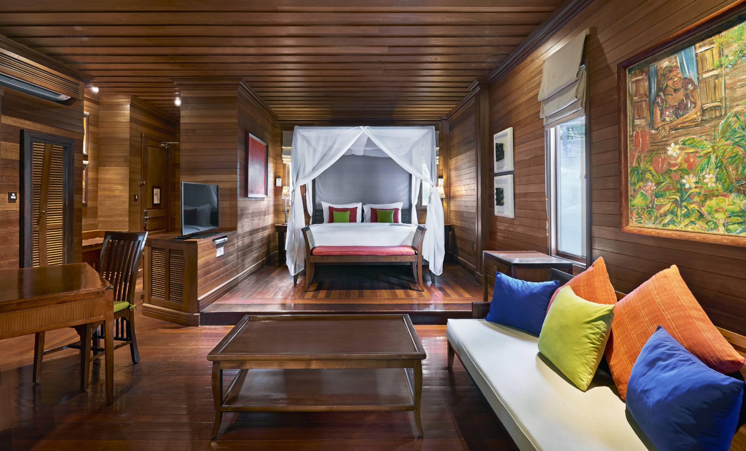 Oceanfront villa 4