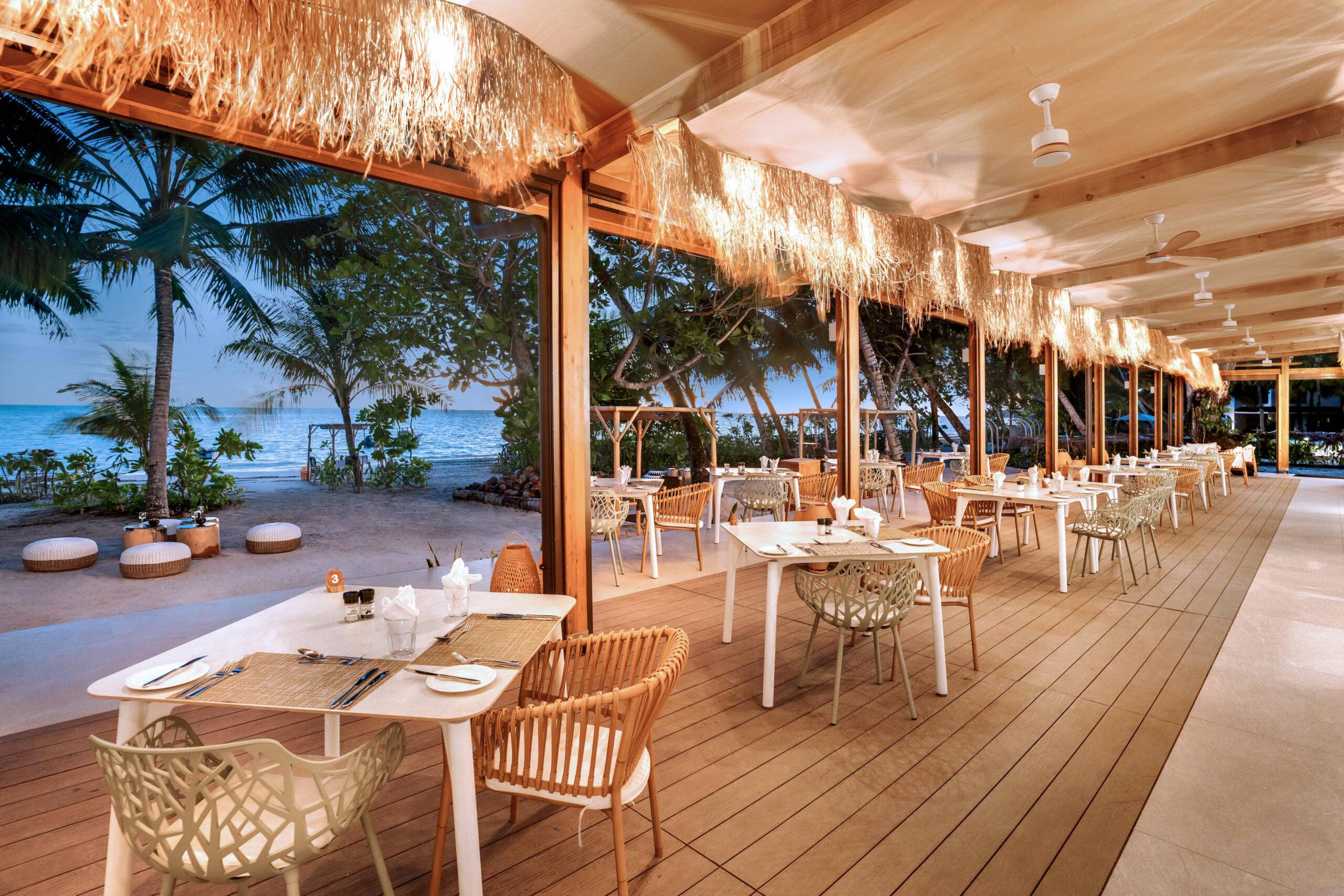 The Veranda at Indian Ocean Lodge, Praslin | Just Seychelles