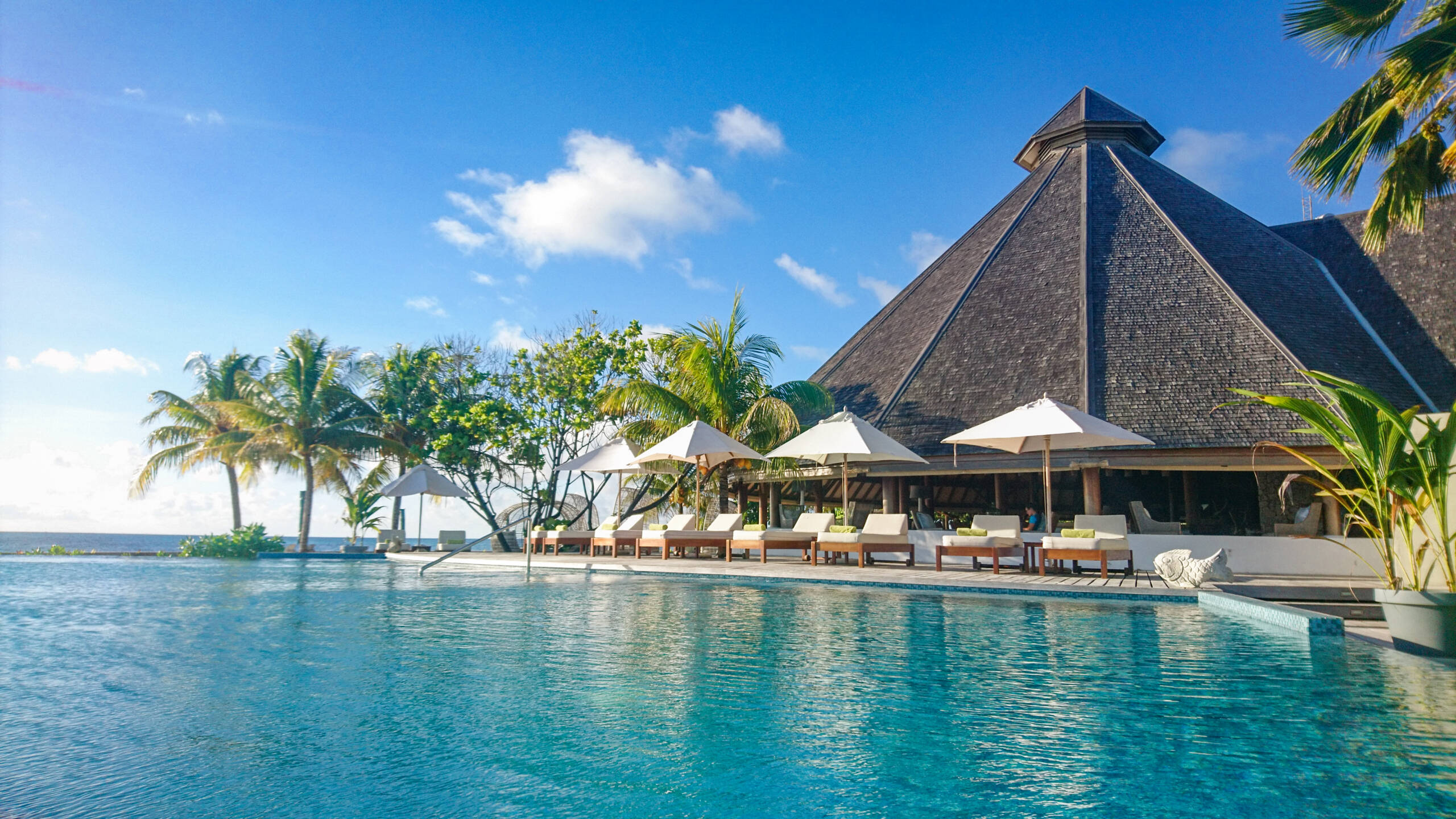 The main pool at Denis Private Island | Just Seychelles