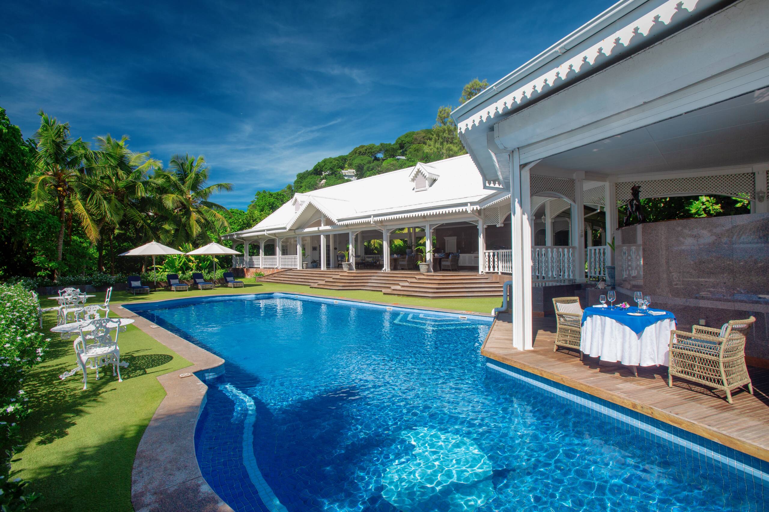 The restaurant at Cousine Private Island | Just Seychelles