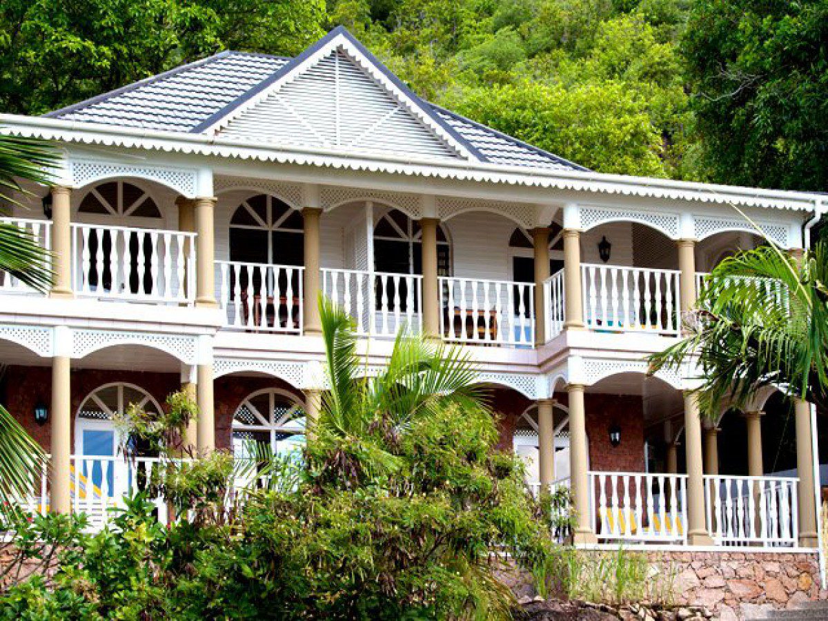 colonial superior villas