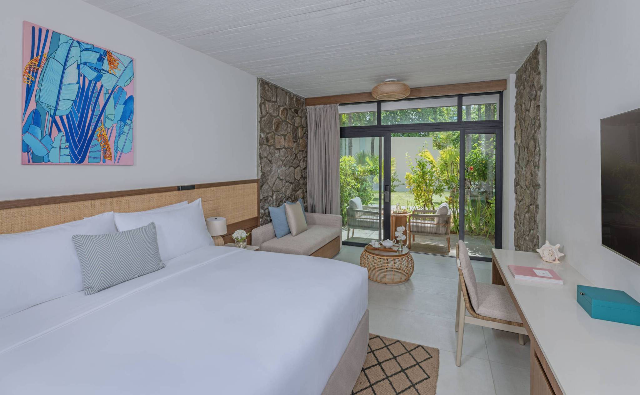 Avani_Plus_Barbarons_Seychelles_Guest_Room_Garden_Terrace_Room_1