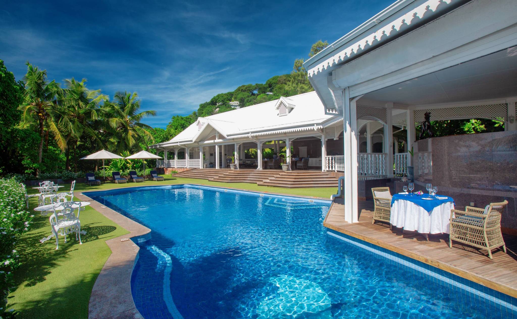 The restaurant at Cousine Private Island | Just Seychelles