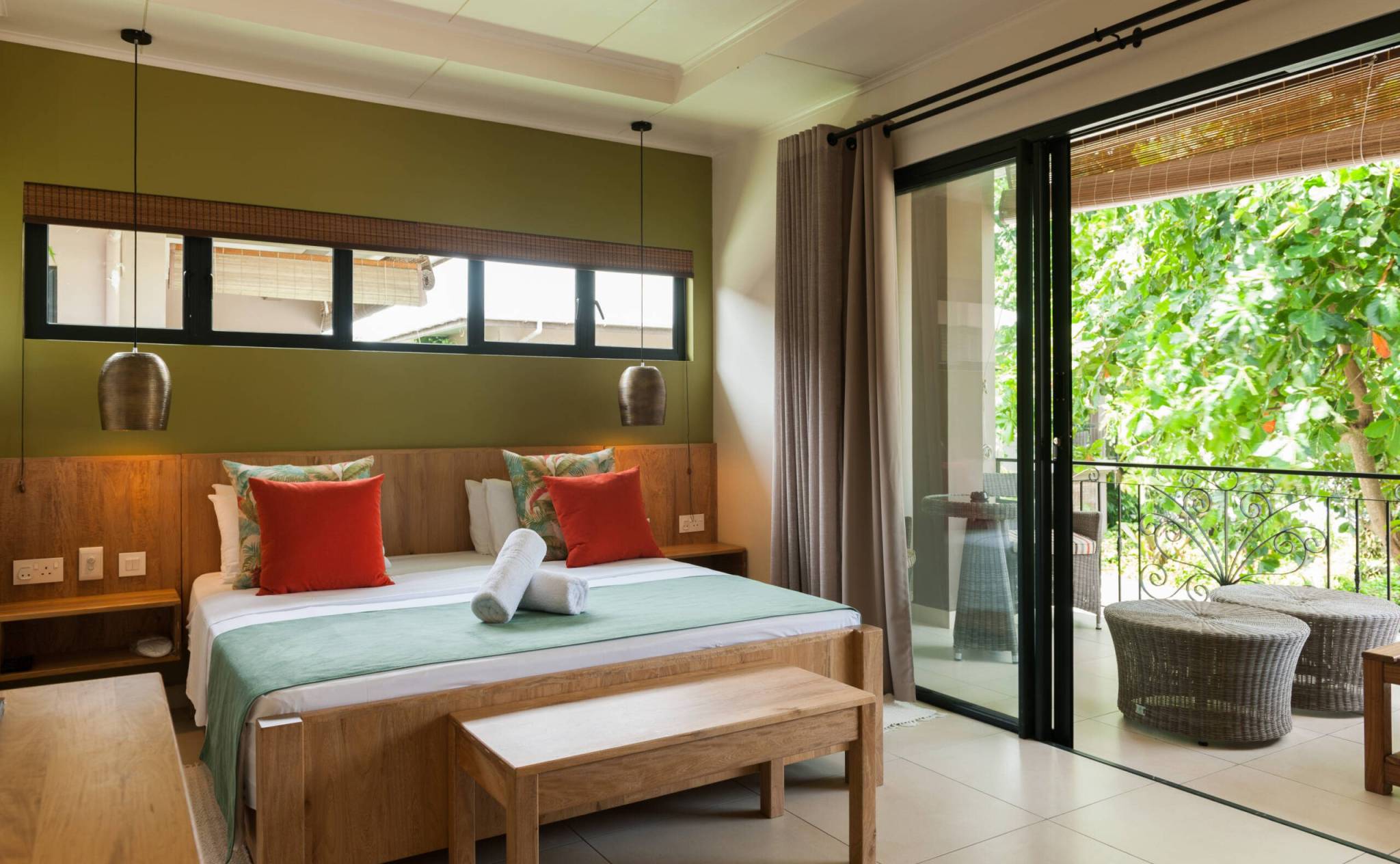 SUPERIOR ROOM WITH SEA VIEW (5)